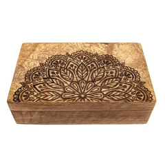 Mandala Holzbox mit Goldverzierung